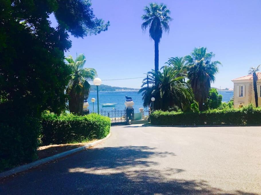 Port Tamaris, Le Troisieme Appartement La Seyne-sur-Mer Buitenkant foto
