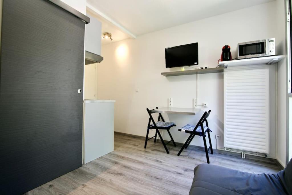 Port Tamaris, Le Troisieme Appartement La Seyne-sur-Mer Buitenkant foto
